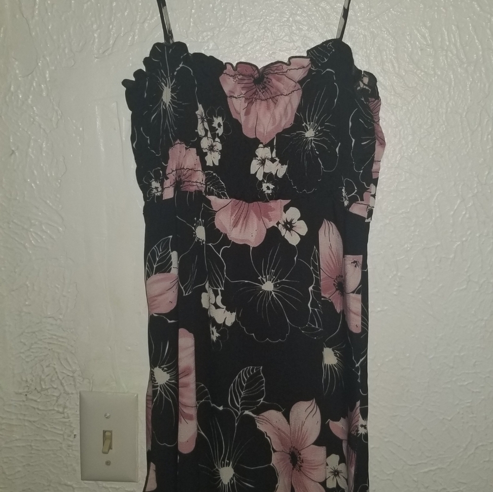Shirt - Picture 2 of 2